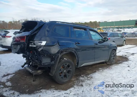 2025 Volkswagen Atlas 2.0T Peak Edition from USA, damaged, VIN 1V2CR2CA7SC545972